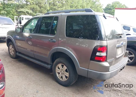 2006 Ford Explorer Xlt из США, поврежденный, VIN 1FMEU73E26UA23609